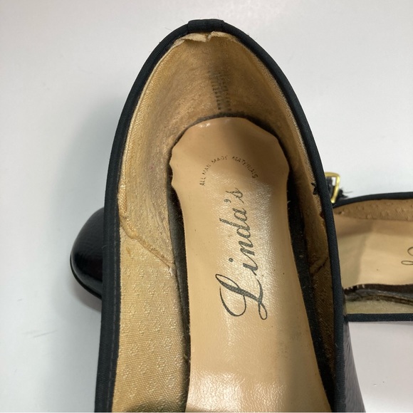 Vintage Linda’s Two Buckle Black Shoes SZ 7.5 with 1 inch Heel - Picture 8 of 16